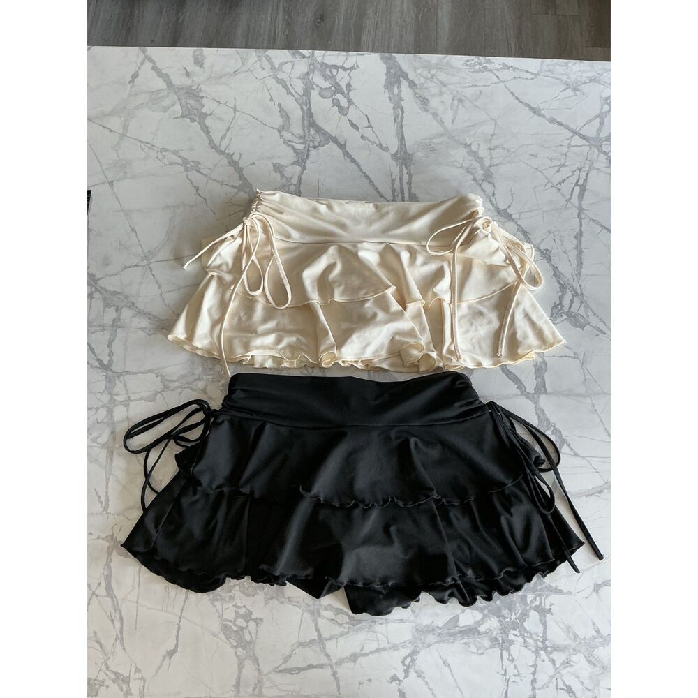 SHEIN Ruffle Mini Skort Bundle Size M Black Cream Coquette Balletcore Micro Skor